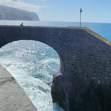 Feriehus Gomes House *