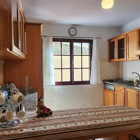 Gomes House