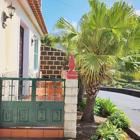 Сasa de vacaciones Gomes House