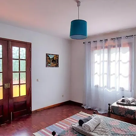 Дом отдыха Gomes House