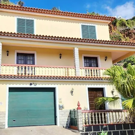 Gomes House * Ponta do Sol (Madeira)