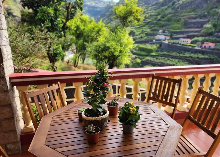 Gomes House Holiday home *