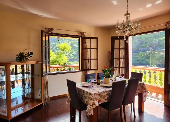 Gomes House פונטה דו סול